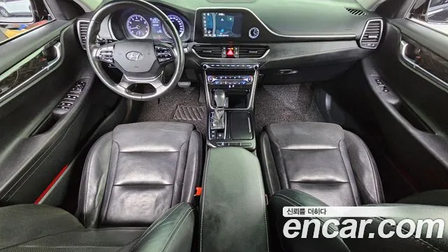 Hyundai Grandeur 2017 thumb 5