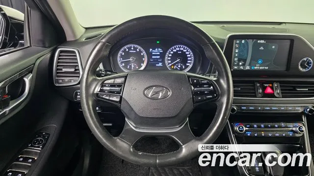 Hyundai Grandeur 2017 thumb 2