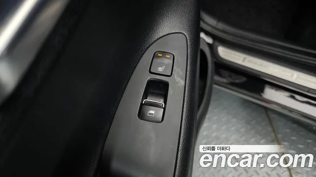 Hyundai Grandeur 2017 thumb 3