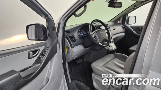 Hyundai Staria 2018 thumb 9