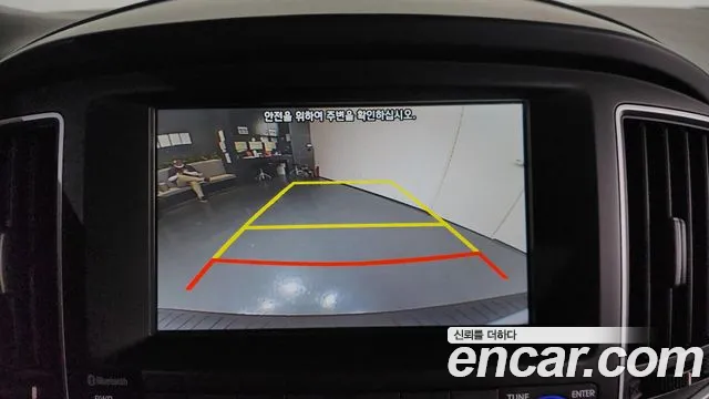 Hyundai Staria 2018 thumb 6