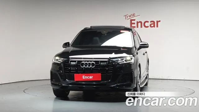 Audi Q7 2022 thumb 10
