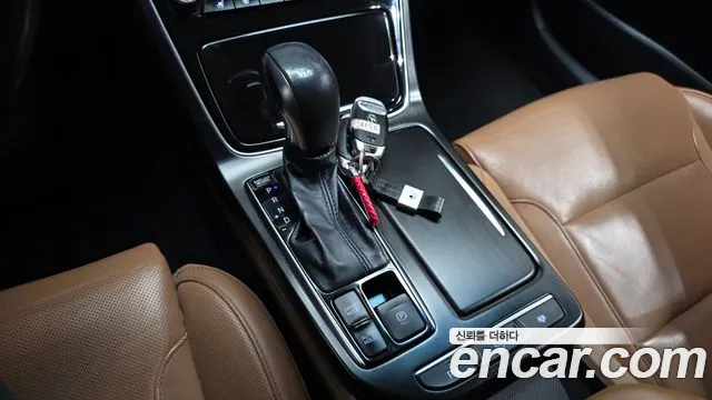 Hyundai Grandeur 2017 thumb 6