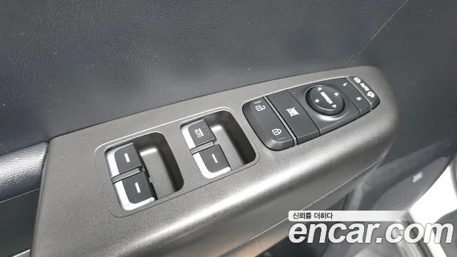 Kia Sportage 2016 thumb 9