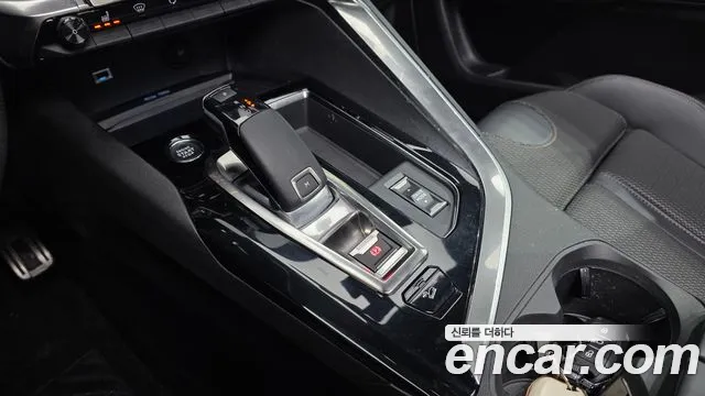 Peugeot 5008 2022 thumb 7