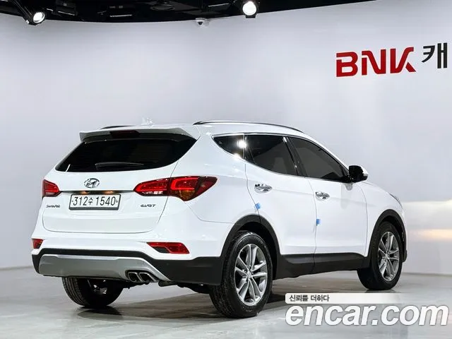 Hyundai Santafe 2016 thumb 3