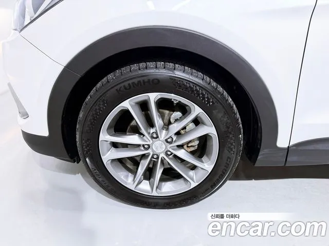 Hyundai Santafe 2016 thumb 8