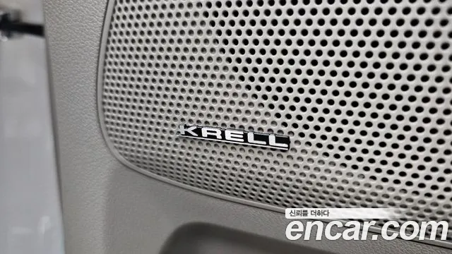 Kia Carnival 2019 thumb 2
