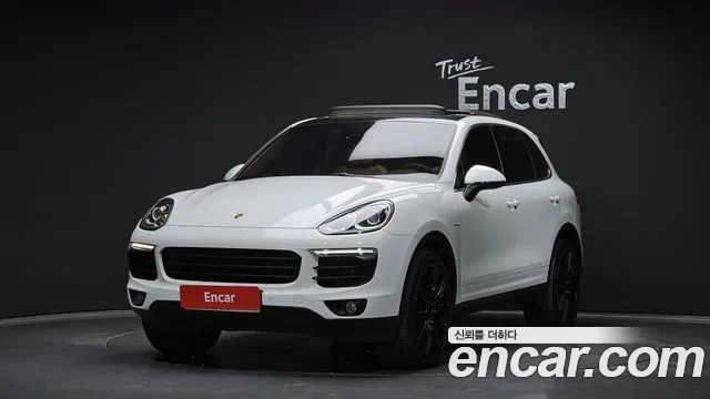 Porsche Cayenne 2016 thumb 3