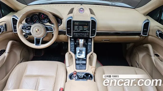 Porsche Cayenne 2016 thumb 7