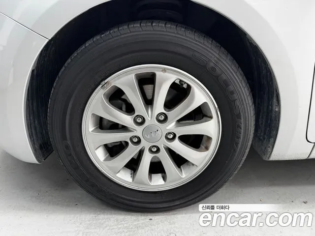 Kia K3 2015 thumb 10