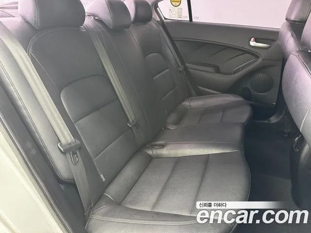 Kia K3 2015 thumb 6