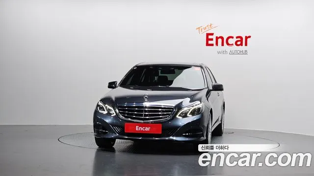 Mercedes-Benz E-Class 2016 thumb 4