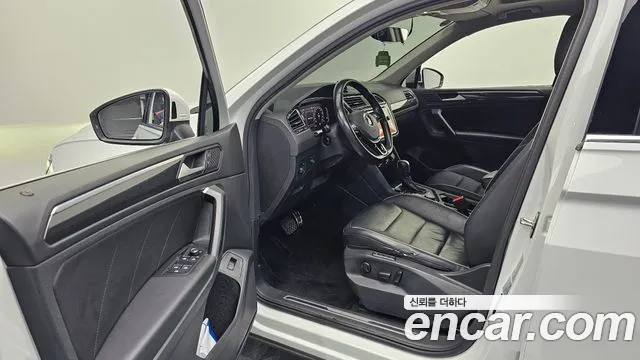 Volkswagen Tiguan 2020 thumb 12