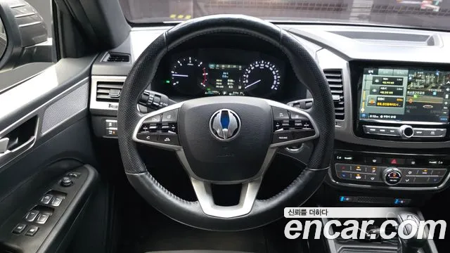 KGM Rexton 2019 thumb 7