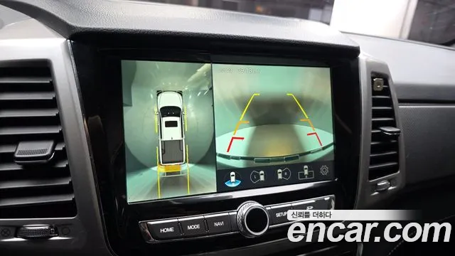 KGM Rexton 2019 thumb 6