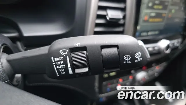KGM Rexton 2019 thumb 4
