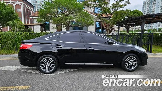 Hyundai Grandeur 2013 thumb 6