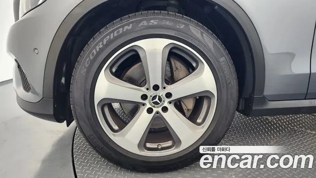 Mercedes-Benz GLC 2019 thumb 4