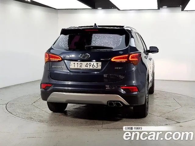 Hyundai Santafe 2015 thumb 9