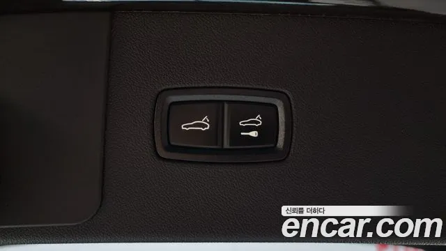 Porsche Cayenne 2023 thumb 4