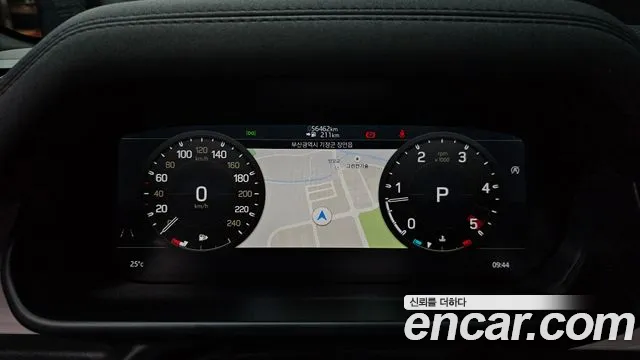 Land Rover Defender 2020 thumb 11