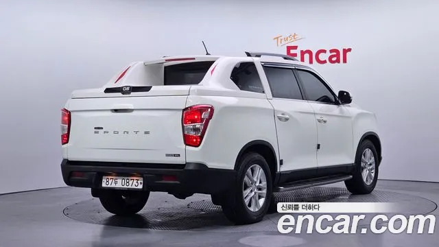 KGM Rexton 2019 thumb 11