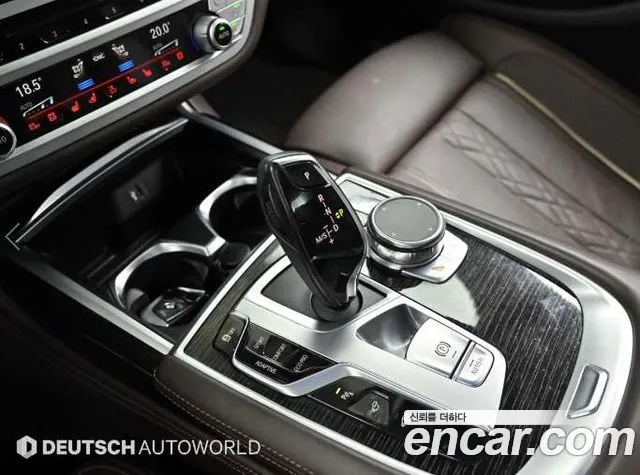 BMW 7 серии 2018 thumb 11