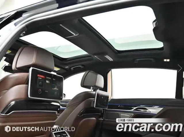 BMW 7 серии 2018 thumb 9