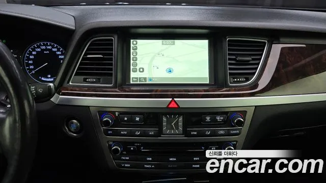 Hyundai Genesis 2014 thumb 3