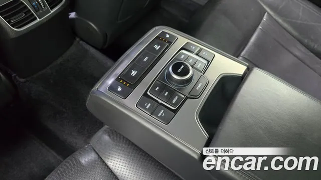 Hyundai Genesis 2014 thumb 2