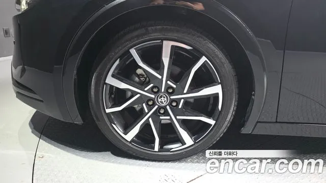 Toyota Prius 2026 thumb 5