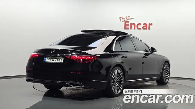 Mercedes-Benz S-Class 2021 thumb 5