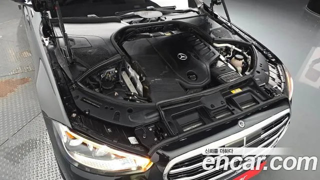 Mercedes-Benz S-Class 2021 thumb 6