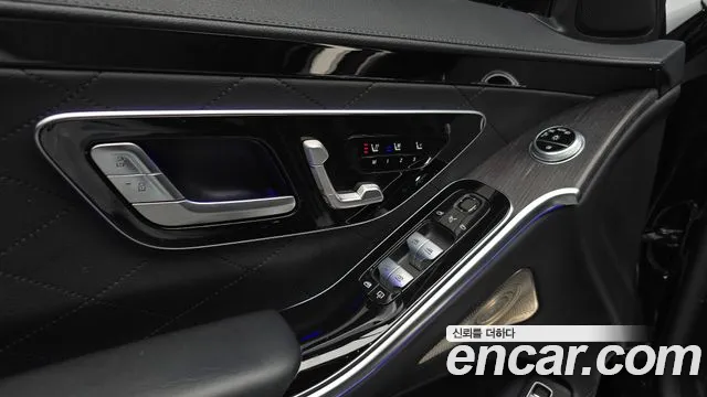 Mercedes-Benz S-Class 2021 thumb 10