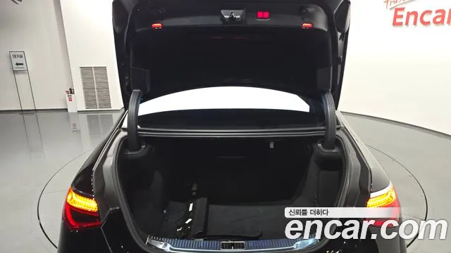 Mercedes-Benz S-Class 2021 thumb 12
