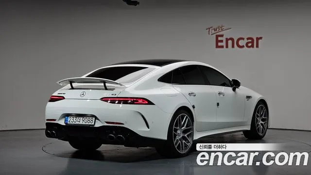 Mercedes-Benz AMG GT 2023 thumb 6