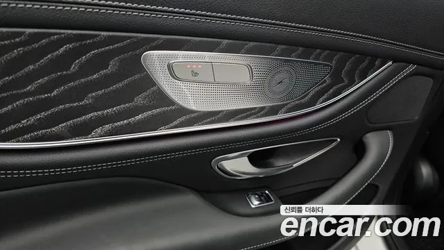Mercedes-Benz AMG GT 2023 thumb 4