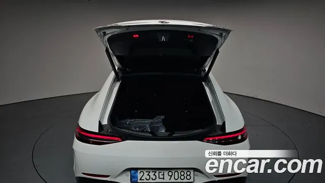 Mercedes-Benz AMG GT 2023 thumb 10