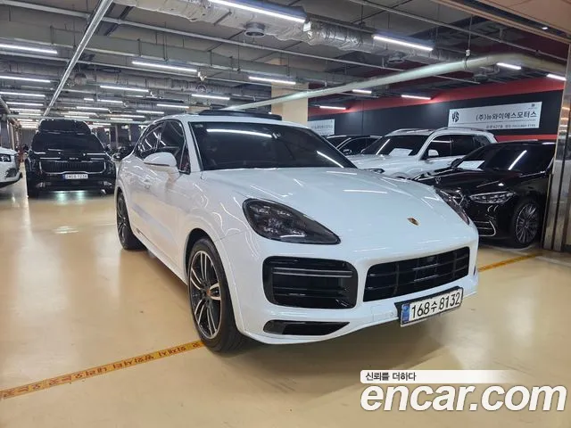 Porsche Cayenne 2021 thumb 12