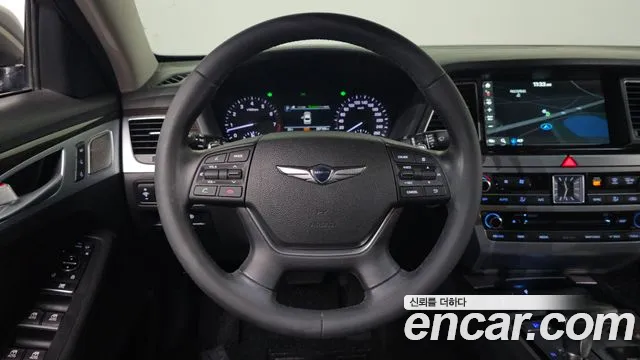 Genesis G80 2016 thumb 10
