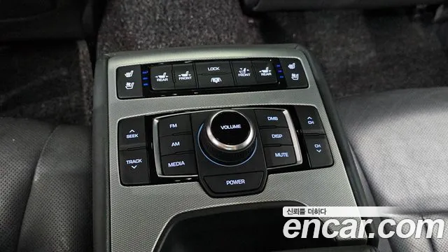 Genesis G80 2016 thumb 9