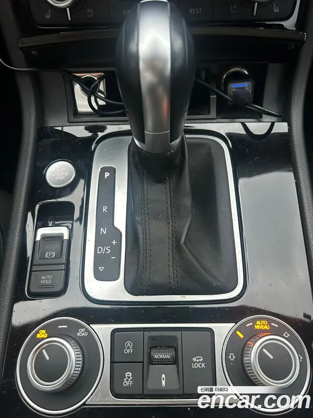 Volkswagen Touareg 2015 thumb 8