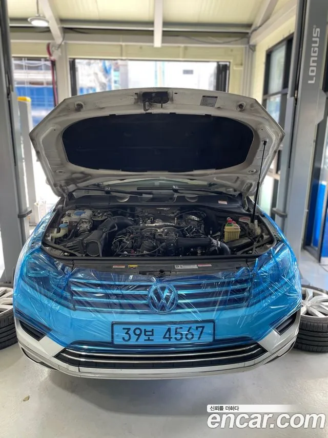 Volkswagen Touareg 2015 thumb 6
