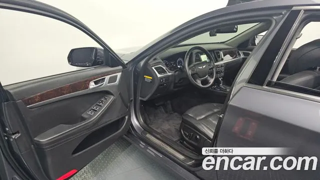 Hyundai Genesis 2015 thumb 4