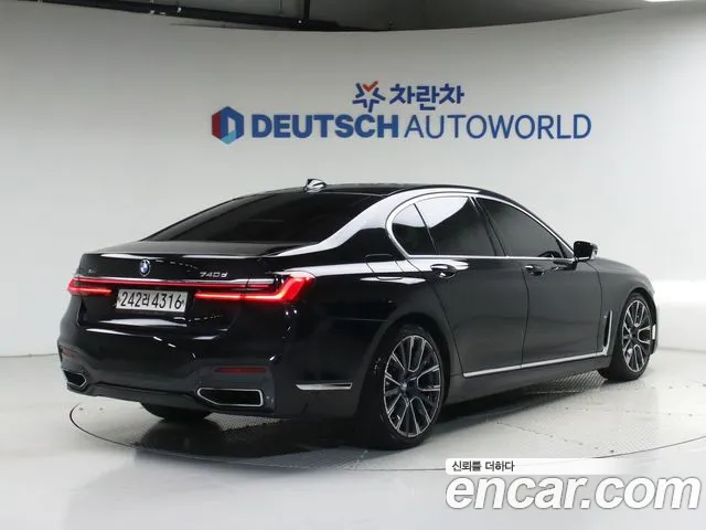 BMW 7 серии 2021 thumb 2