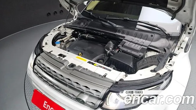 Land Rover Range Rover Evoque 2015 thumb 9