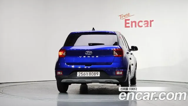 Hyundai Venue 2019 thumb 2