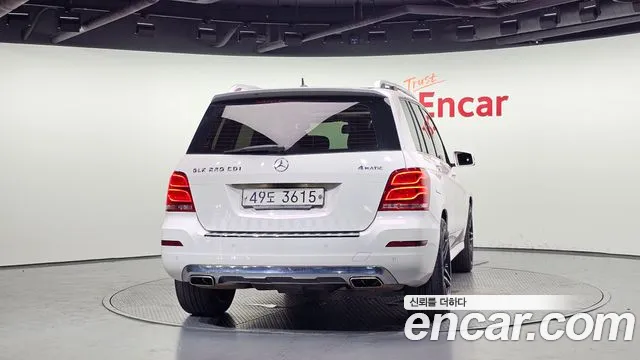 Mercedes-Benz GLC-Класс 2013 thumb 9