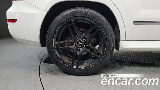 Mercedes-Benz GLC-Класс 2013 thumb 3